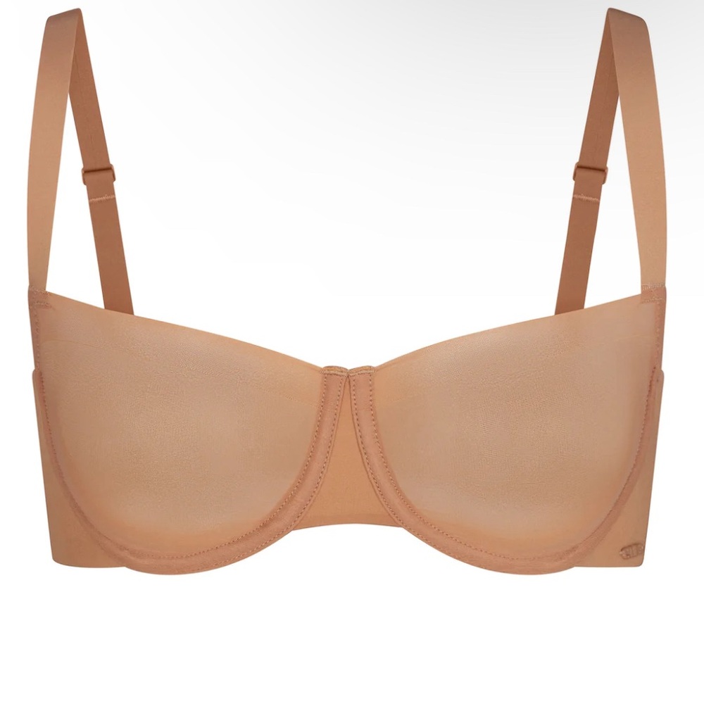 Skims No Show Unlined Balconette Bra